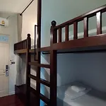Lana Beds & Space